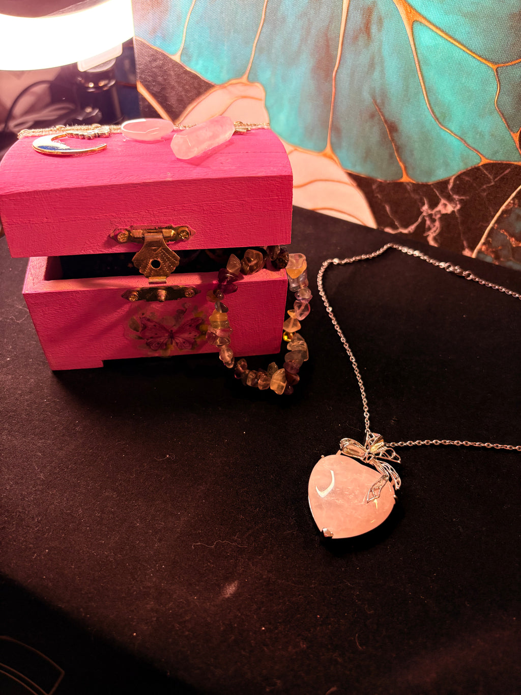 🌸 Rose Quartz Heart Necklace Gift Set – Handmade Crystal Box