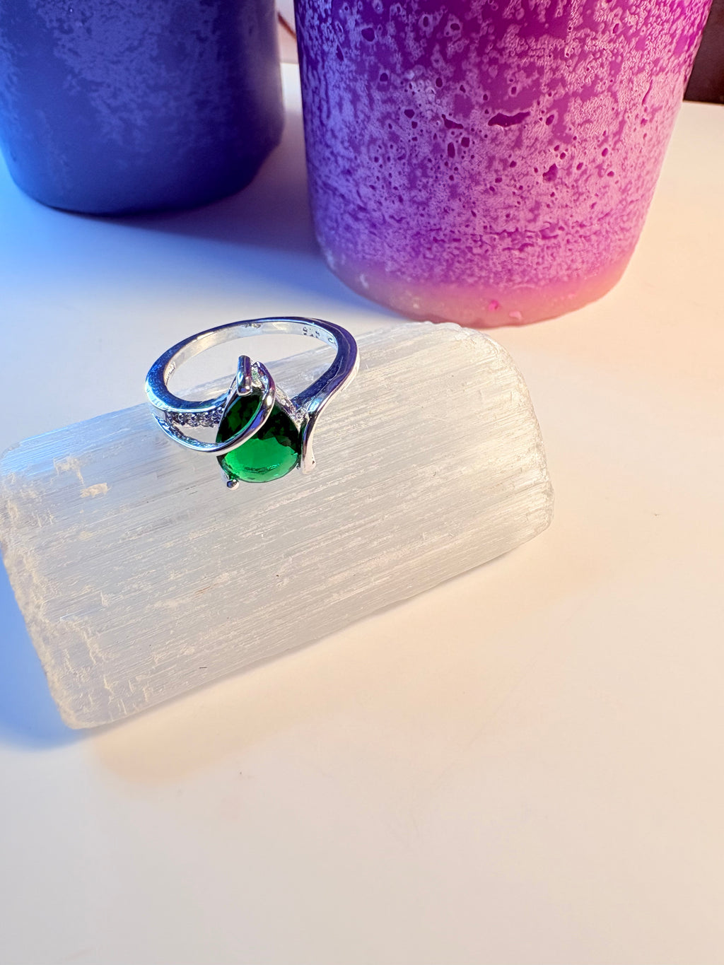 Green Crystal Ring – Sterling Silver S925 (Size 9)