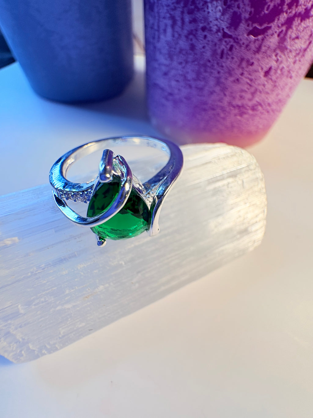 Green Crystal Ring – Sterling Silver S925 (Size 9)