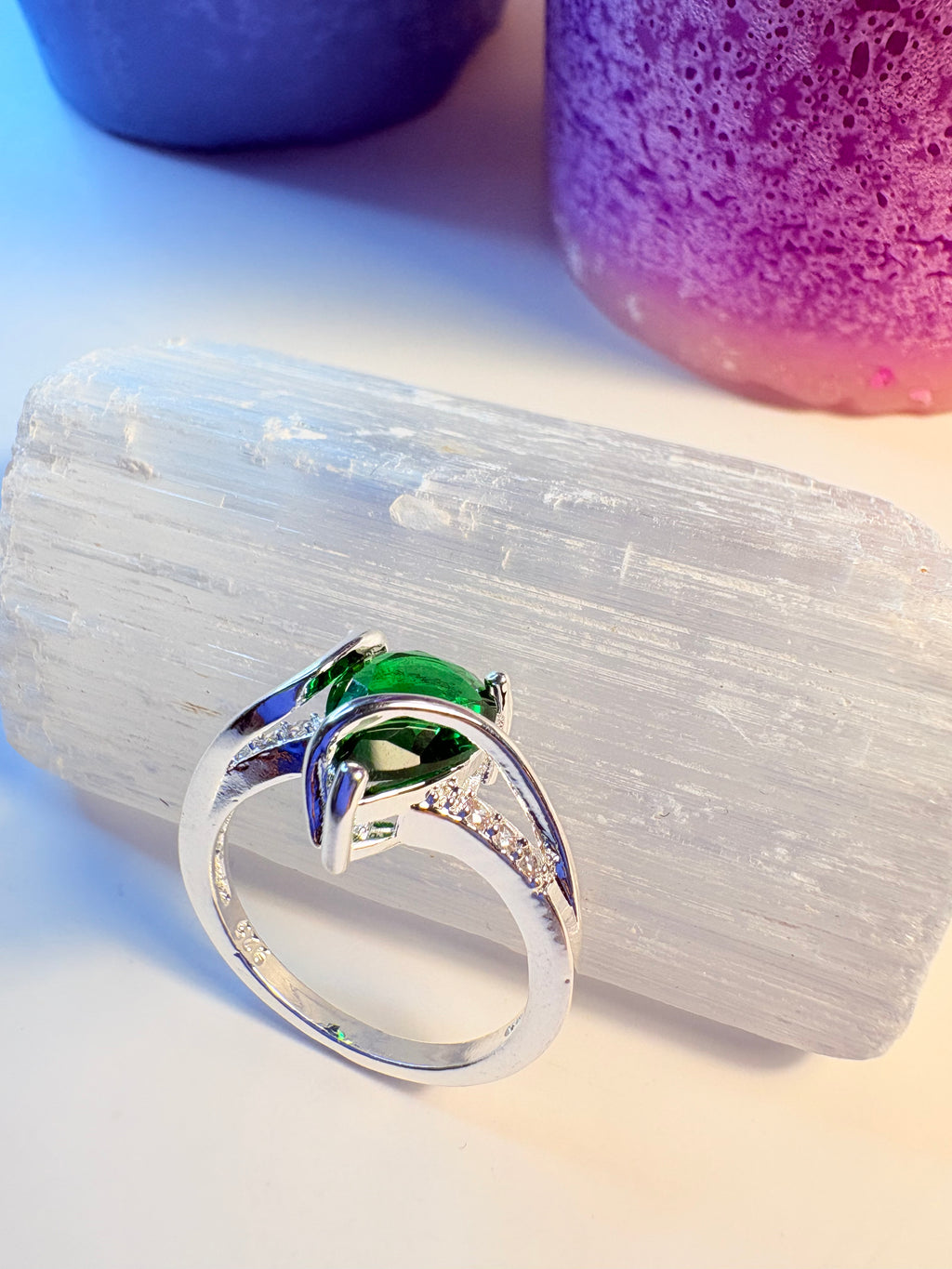 Green Crystal Ring – Sterling Silver S925 (Size 9)