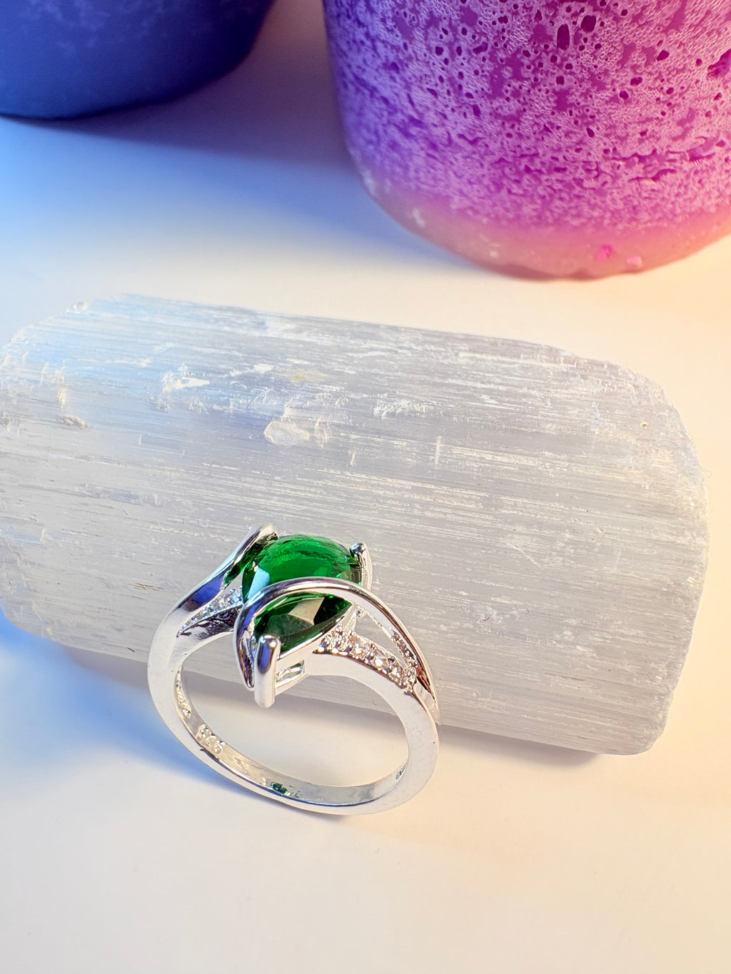 Green Crystal Ring – Sterling Silver S925 (Size 9)