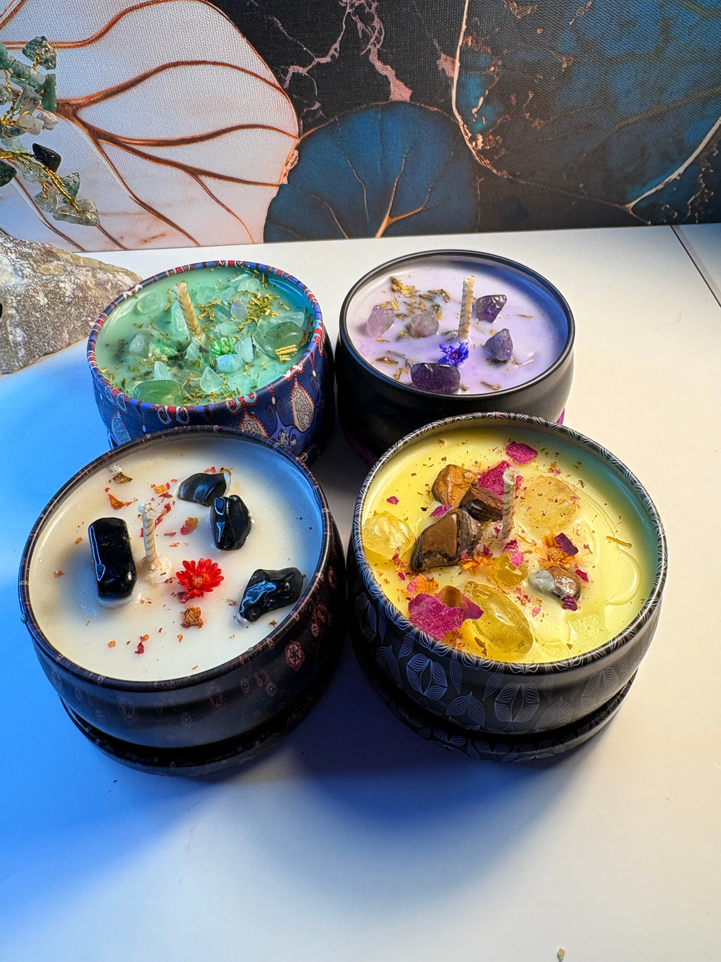 🔮 Wiccan Crystal Candle Set – 4 Scented & Crystal-Infused Ritual Candles
