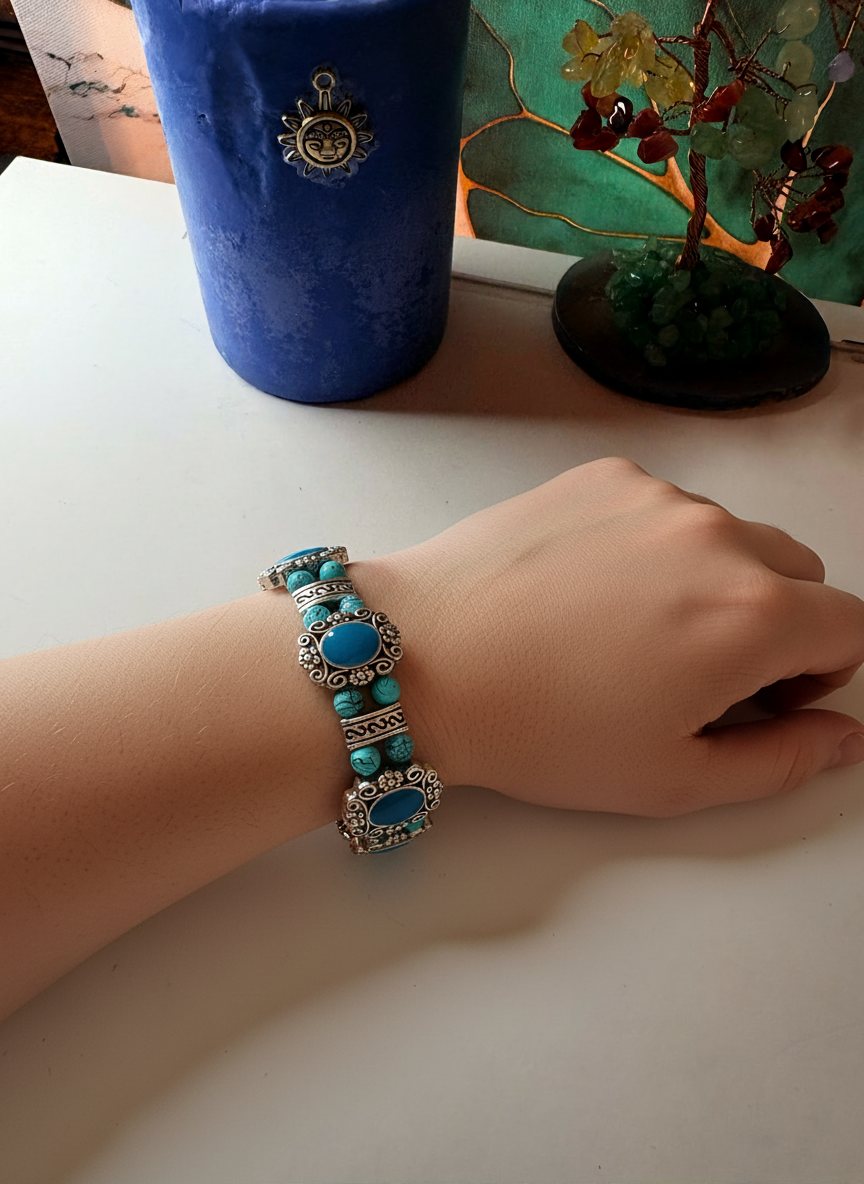 Turquoise-Style Ornate Bracelet – Boho Silver Tone Beaded Jewellery