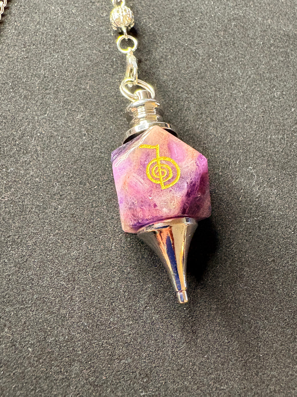 Amethyst Reiki Pendulum – Divination & Energy Healing Tool