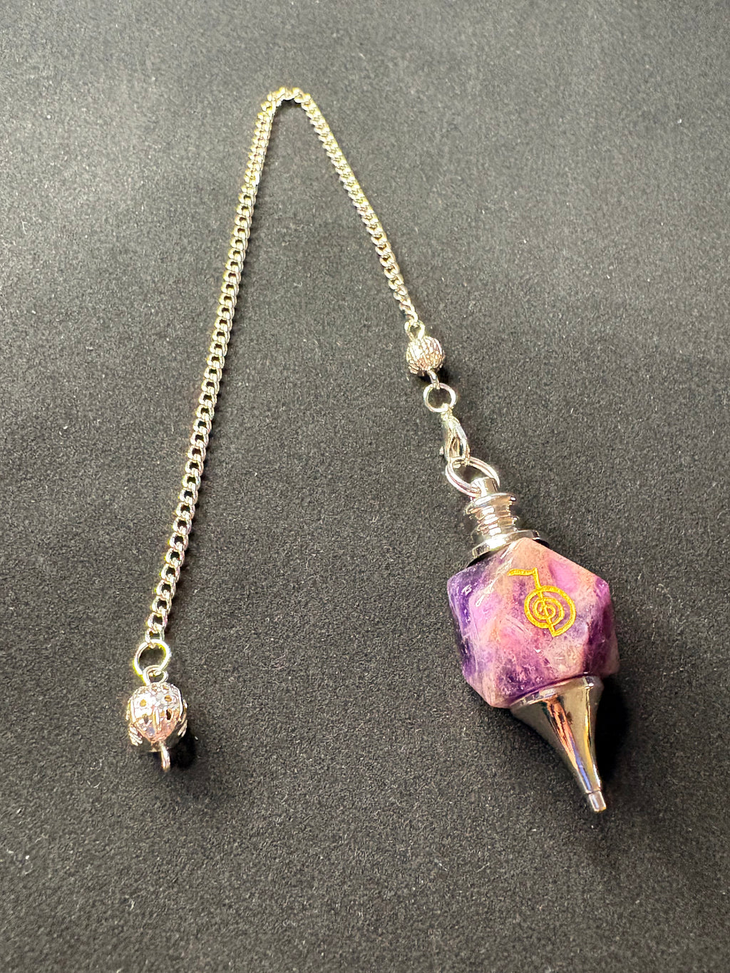 Amethyst Reiki Pendulum – Divination & Energy Healing Tool