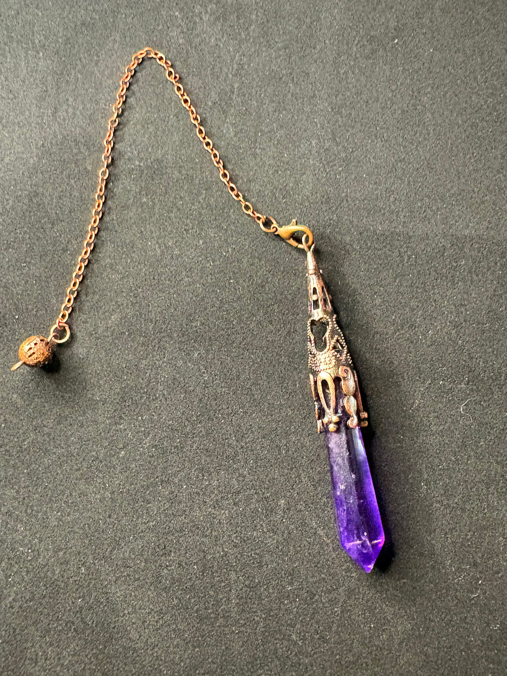 Amethyst Crystal Pendulum – Divination & Energy Healing