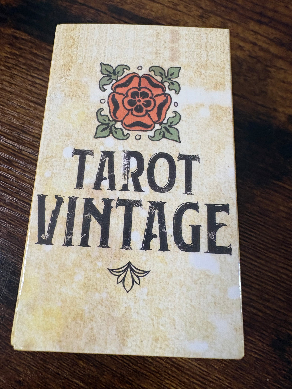 Tarot Vintage Deck – 78 Cards with Companion Booklet