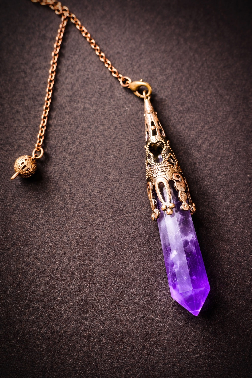 Amethyst Crystal Pendulum – Divination & Energy Healing